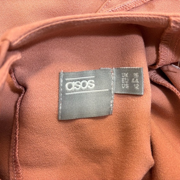 ASOS Pink Cape Sleeve Romper - Picture 6 of 6